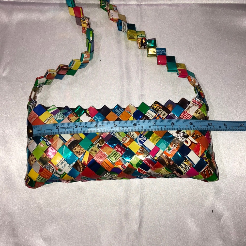 Candy wrapper bag - Picture 2 of 4